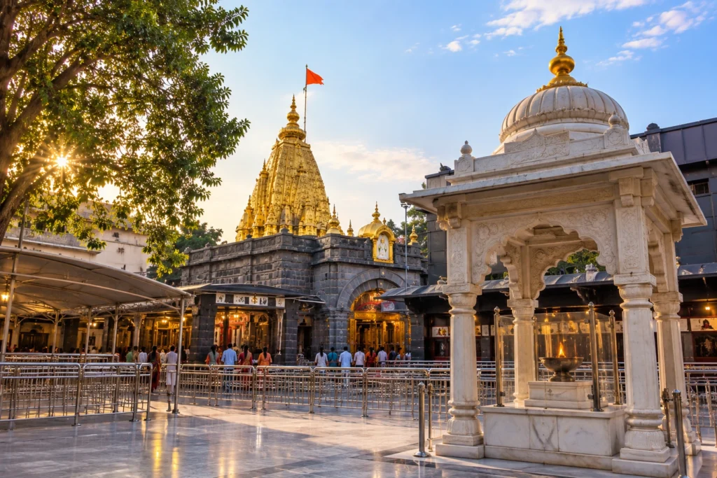 shirdi_temple_golden_hour_1700x1134
