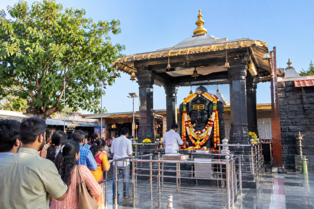 nashik shirdi 2
