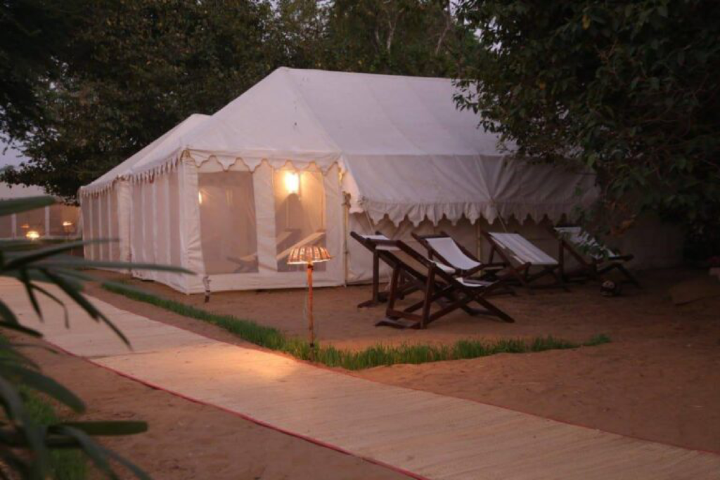 Premium Swiss Tent 06